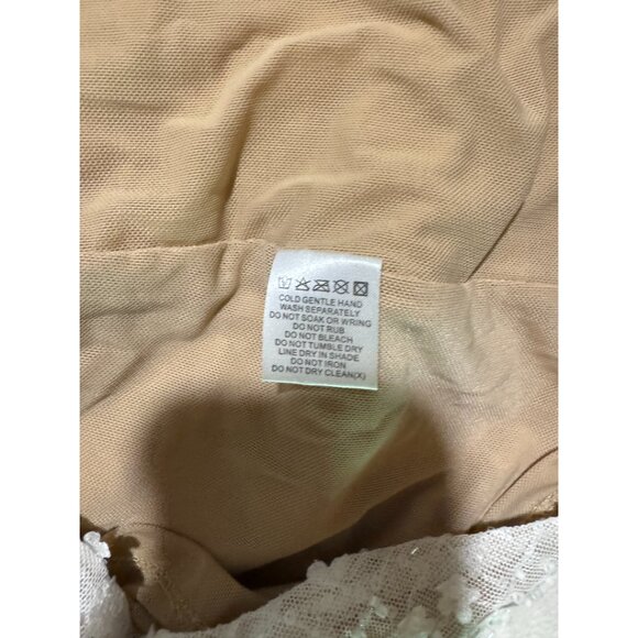 Meshki Louanne Daisy Beaded Mini Dress Size M/Medium - Picture 9 of 9